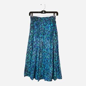 Vintage Omanti 100% Silk skirt Made in Hong Kong Size 6